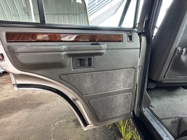 Used-1991-Land-Rover-Range-Rover-Vogue-SE