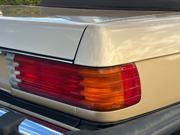 Used-1988-Mercedes-Benz-560SL-R107