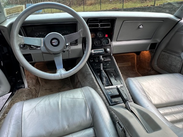 Used-1978-Chevrolet-Corvette-Pace-Car-L82