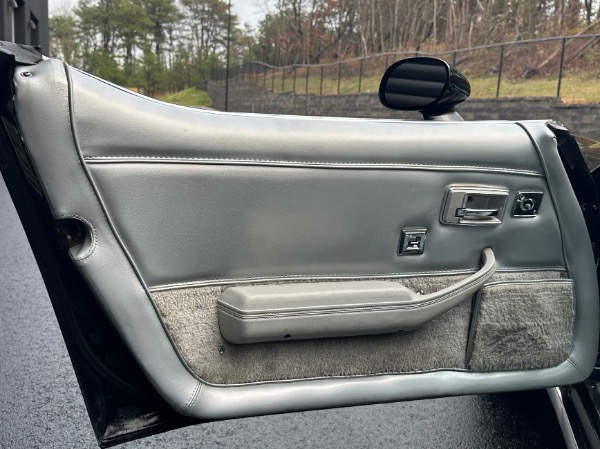 Used-1978-Chevrolet-Corvette-Pace-Car-L82