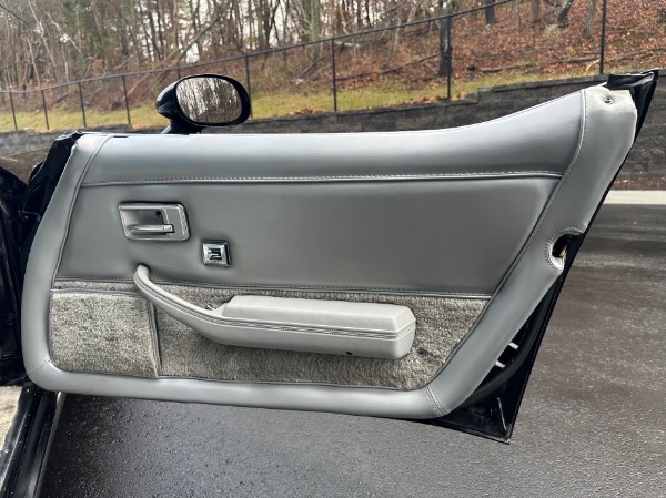 Used-1978-Chevrolet-Corvette-Pace-Car-L82