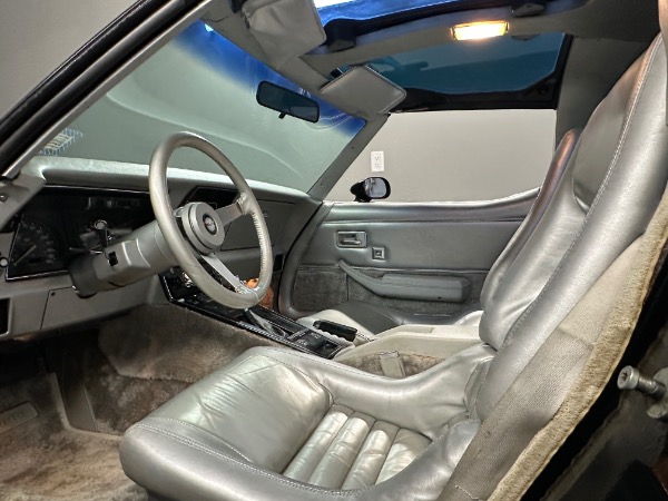 Used-1978-Chevrolet-Corvette-Pace-Car-L82