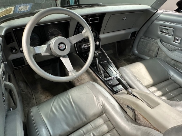 Used-1978-Chevrolet-Corvette-Pace-Car-L82