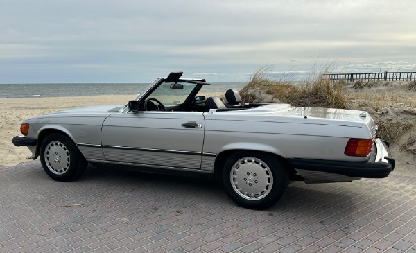 Used-1989-Mercedes-Benz-560SL-R107