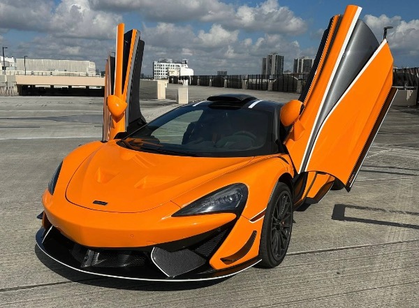 Used-2020-McLaren-620R